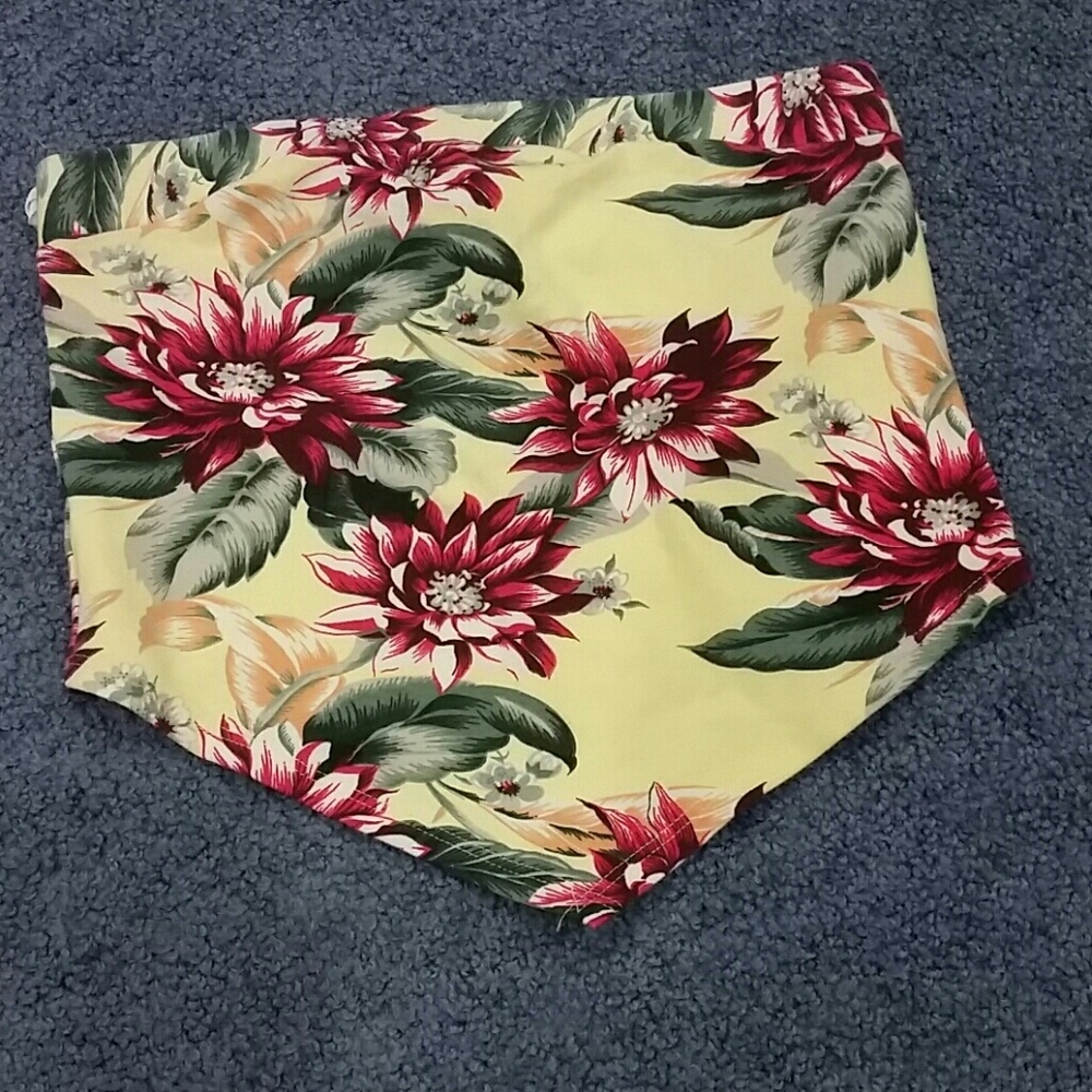 Floral crop tube top